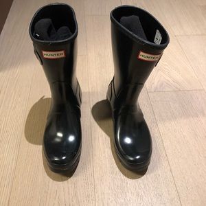 Black hunter boots shorter height